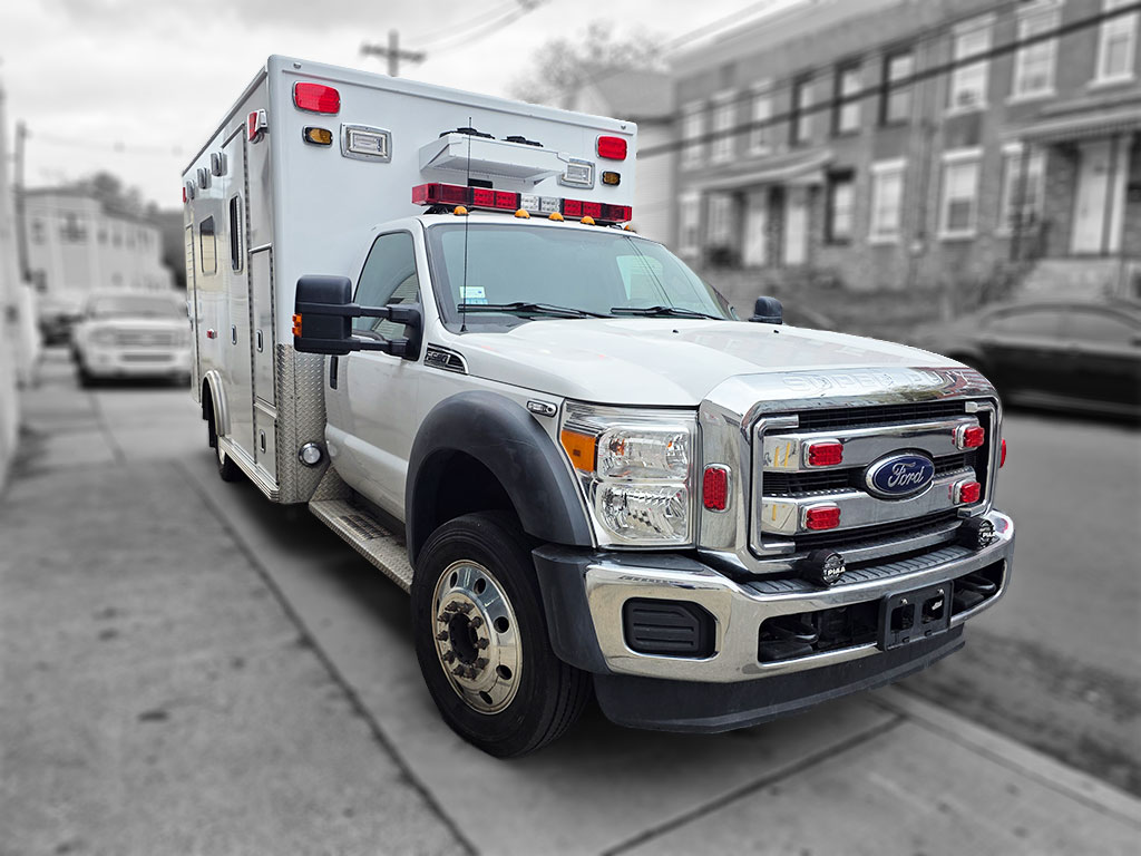 2016 Ford 4x4 Type I Lifeline Ambulance #1685239