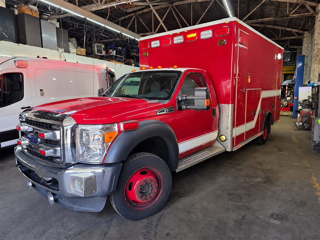 2016 Ford 4x4 Type I PL Custom Ambulance #1606370