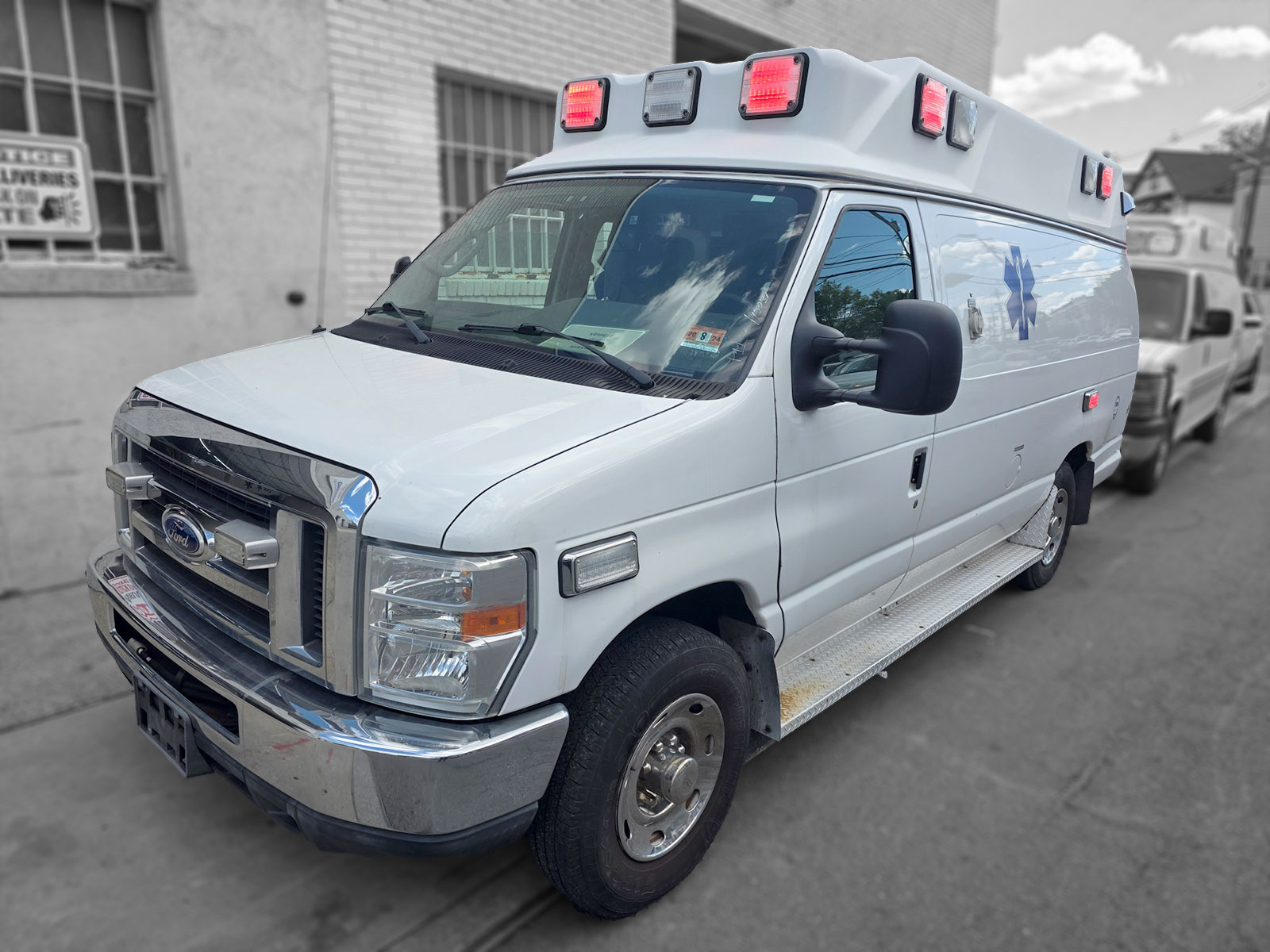 2014 Ford Type 2 AEV Ambulance #14031