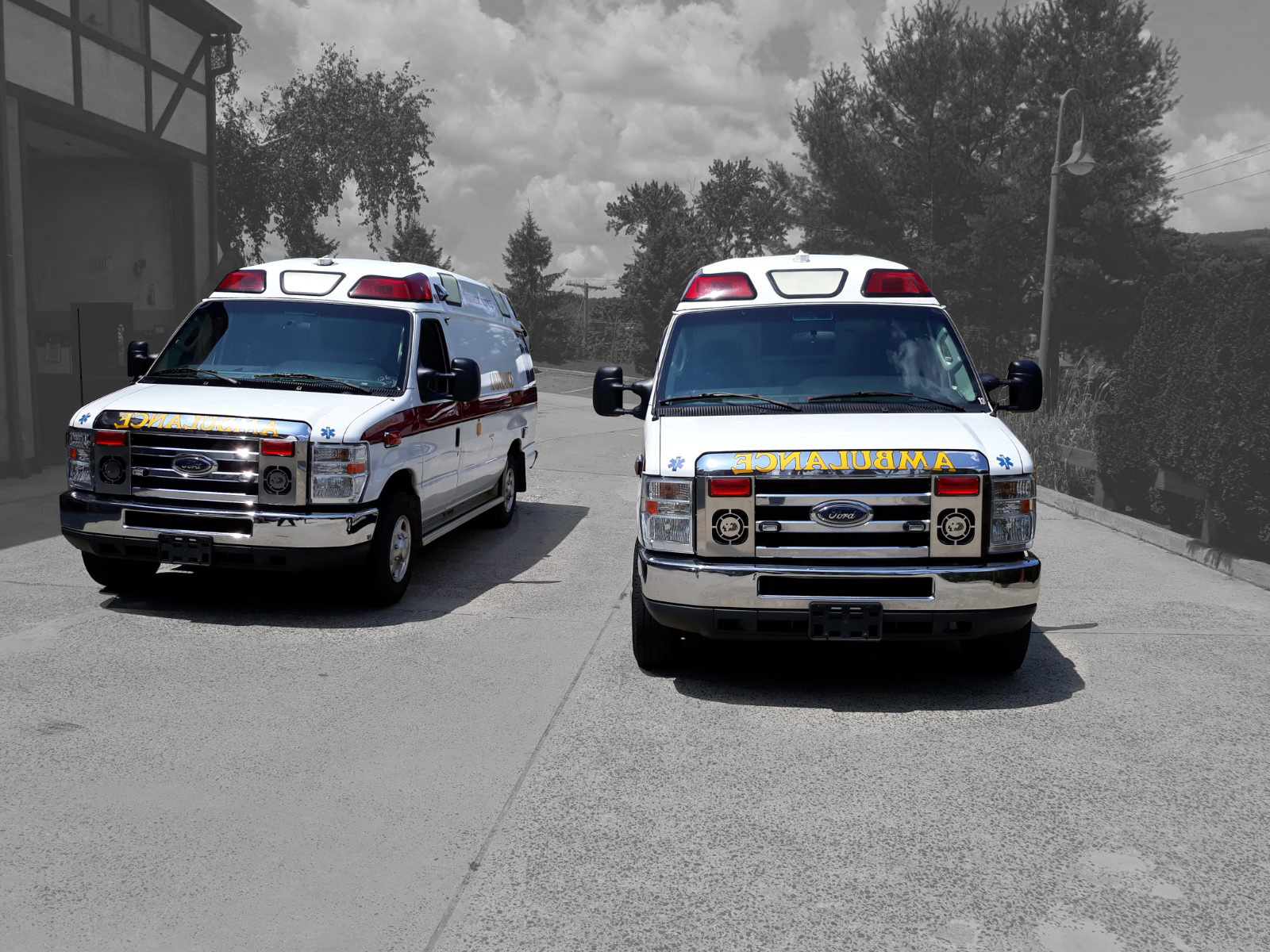 2013 Ford E350 Demers Gas Type 2 Used Ambulance For Sale 01