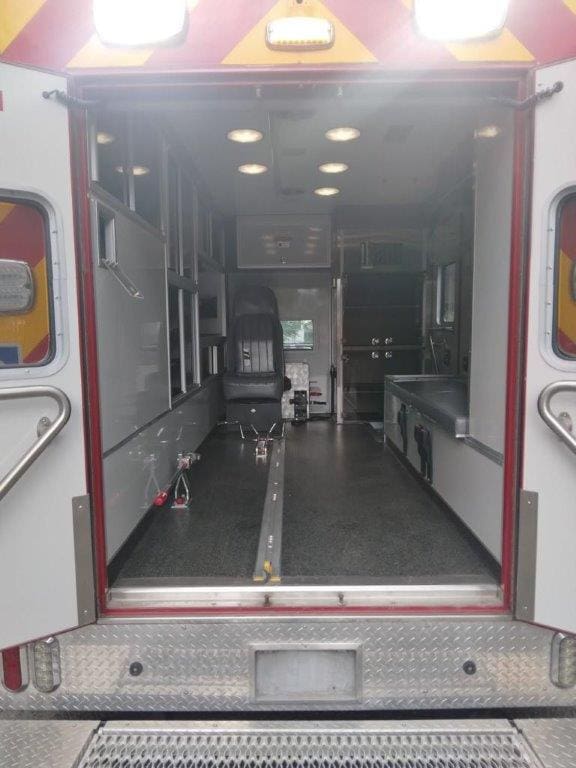 2014-dodge-4×4-gas-type-1-horton-ambulance-82552-151924-miles_23